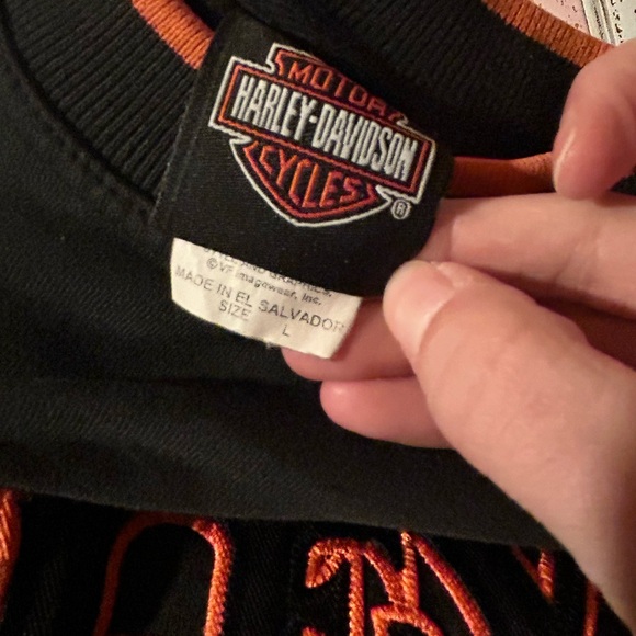 Harley-Davidson Men's Black and Orange Logo Crewneck Sweater - Picture 7 of 7